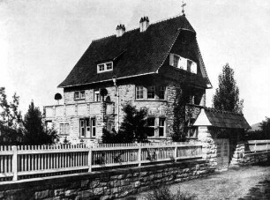 Wohnhaus, Villa; Bensheim, Gerhart-Hauptmann-Straße 6, Gerhart-Hauptmann-Straße 4