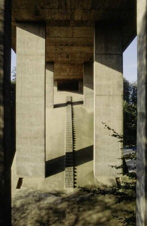BW 239b, Bogenbrücke