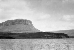 Der Thyrill am Hvalfjördur