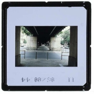 Berlin, U-Bahnlinie 2 : Schönhauser Allee, Kreuzung Stargarder Str. (?)
