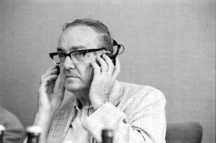 36. Tagung 1986 Chemiker; Pressekonferenz: Herbert A. Simon