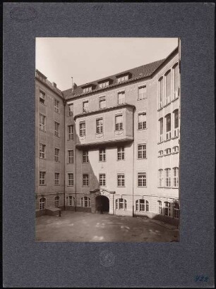 Kammergericht, Berlin-Schöneberg: Hofansicht