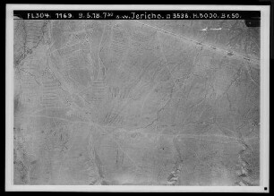 Südwestlich von Jericho, westlich der Nebi Musa-Straße, westliche Fortsetzung von Nummer 1047 und 1051