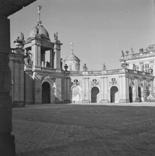 Fortunaportal gesehen vom des Innenhofes des Potsdamer Stadtschlosses