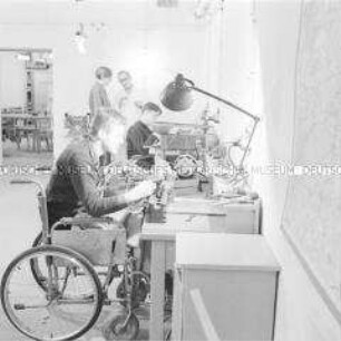Arbeitsplatz für Querschnittsgelähmten im Rehabilitationszentrum Klinikum Berlin-Buch