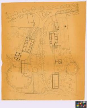 Neschow (Kreis Schönberg): Hof Baars. Lageplan mit. - [Backhaus] (Grundriss). - De Schün [Scheune] (Grundriss). - [Haupthaus] (Grundriss). - Abort (Grundriss). - unbekanntes Gebäude (Umriss). - [Schweinestall] (Grundriss). - [Haupthaus] (Grundriss). - [Backhaus] (Grundriss). - [Scheune] (Grundriss). - zwei Teiche (zwei Aufsichten). - [Pumpe] (Grundriss)