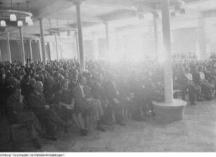 Dresden, Kurt-Fischer Platz (Olbrichtplatz), Nordhalle. Vorbereitungen zur Ausstellung "Das neue Dresden", 1946