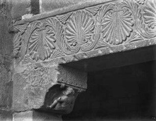 Relief Türsturz