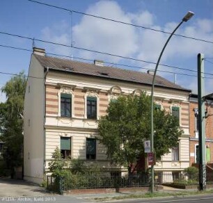 Mietshaus & Stall; Berlin, Treptow-Köpenick
