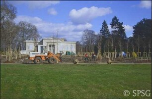 Potsdam, Park Sanssouci, Schloss Charlottenhof, Gartenpflege.