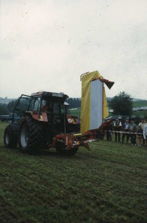 Fotografie: Futtererntetechnik, Mähwerk, Scheibenmähwerk