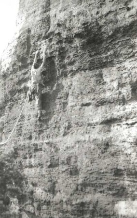 Sächsische Schweiz. Bielatal, Schiefer Turm. K. Gonda am Strubichweg (VII c)
