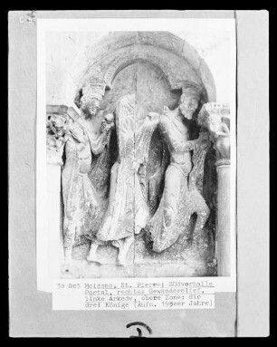 Südportal — Südvorhalle — Relief