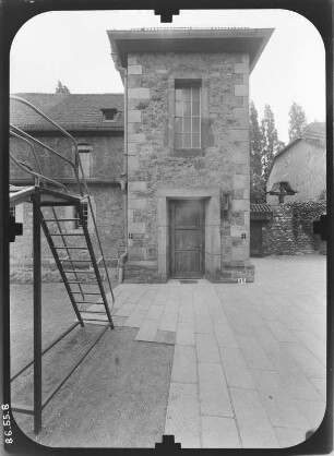 Erfurt-Altstadt, Fischersand. Brunnenkirche (Baubeginn 1253, Wiederherstellung 1880-1890, Umgestaltung 1954-1956). Teilansicht von Nordwest