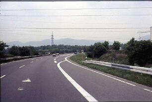 Einfahrt in Tangente Südwest (Mannheim Richtung Heidelberg) von Hauptfahrbahn Süd der A659 (Mannheim Richtung Weinheim)