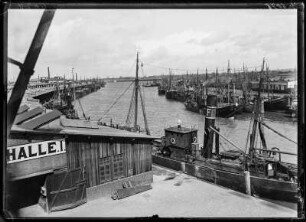 Bremerhaven (vermutlich). Fischereihafen