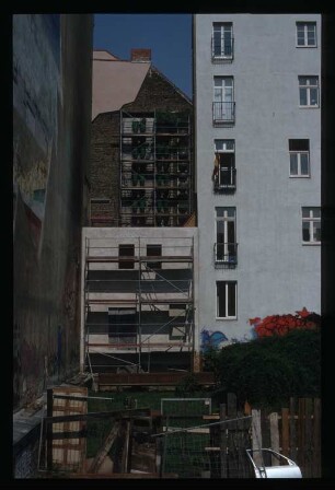 Diapositive: Manteuffelstr. 42, 1990