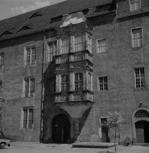 Torgau. Schloss Hartenfels, Innenhof mit sog. Schönem Erker