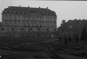 Brühl: Schloss, Parkansicht