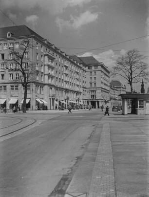 Dresden-Altstadt. Blick vom Dr.-Külz-Ring zum Altmarkt
