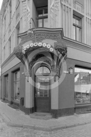 Portal des Wohnhauses Kalēju iela 23 (Schmiedestraße) in Riga
