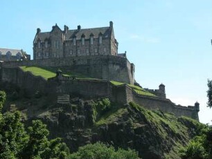 Edinburgh Castle, von der Princes Street gesehen