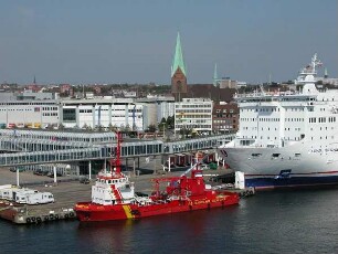 Landeshauptstadt Kiel : Aufgenommen in Kiel im September 2004