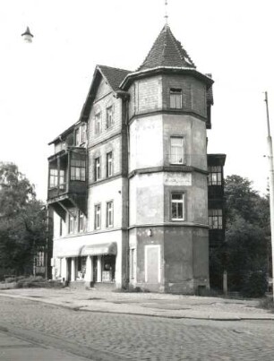 Dresden-Trachau, Großenhainer Straße 190/Ecke Dippelsdorfer Straße. Wohnhaus mit Laden (1901/1915). Eckansicht