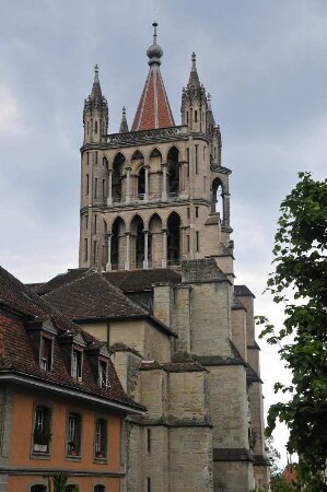 Lausanne - Kathedrale : Der Turm der Kathedrale Notre Dame, aufgenommen in Lausanne am 18. Mai 2010
