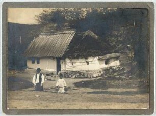 Haus in Südrumänien : Abtsdorf (Cluj-Napoca-Manastur / Rumänien). Wohnhaus (walachisches Haus). Hofansicht