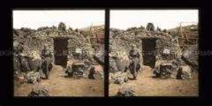 Eremit vor seiner Lavahütte am Fuß des Vesuv, Pompeji