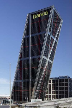 Puerta de Europa — Puerta de Europa I