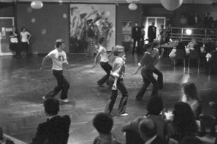Tanzsportclub Rot-Weiß Karlsruhe. Herbstball im Restaurant "Kühler Krug"