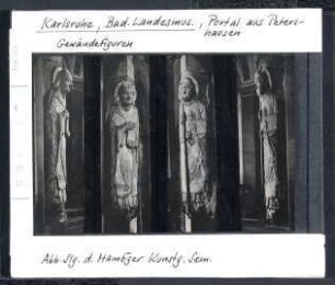 Karlsruhe, Badisches Landesmuseum: Portal aus Petershausen, Tympanon, Gewändefiguren
