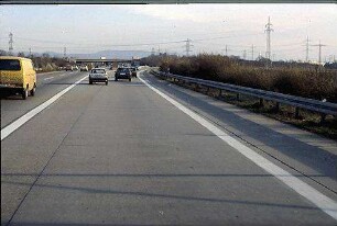 Einfahrt in Nebenfahrbahn Süd der A656 (Mannheim Richtung Heidelberg) von Hauptfahrbahn Süd der A656 (Mannheim Richtung Heidelberg)