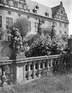 Die Zwergengalerie — Der Faulpelz / Der Gärtner
