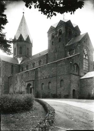 Essen-Werden, Abteikirche : Essen-Werder. Abteikirche. Ansicht von Nordwesten