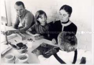 Heinz Bennent mit Familie