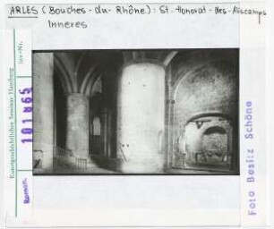 Arles: Saint-Honorat-des-Aliscamps, Inneres