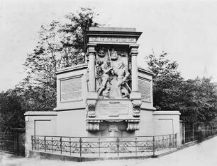 Moritzallee, Augustusallee, Zeughausstraße, Brühlsche Terrasse