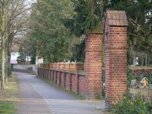 Glienicke/Nordbahn, Hauptstraße