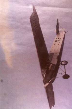 Verkehrsflugzeug der Lufthansa D 742, eine Fokker-Grulich F II, während des Fluges. Eine solche Maschine (D 757) stürzte am 24. 8.1929 bei Schlüchtern ab