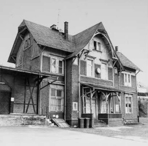 Ehemaliger Bahnhof (Fachwerkbau); Dietzhölztal, Bahnhofstraße 2