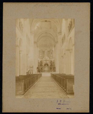 Pfarrkirche Sankt Benno, München: Innenansicht Richtung Chor