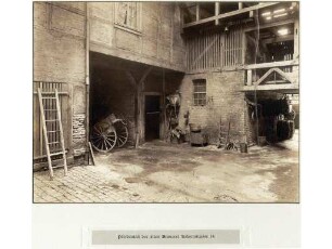 Die Bierbrauerei Friedrich Hoepfner in Karlsruhe. Pferdestall der alten Brauerei Kaiserstraße 14