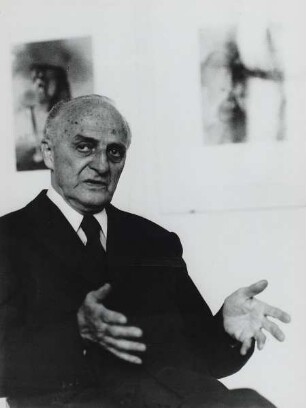 Heinrich Burkhardt : Portrait des Malers und Grafikers Professor Heinrich Burkhardt (1904-1985)