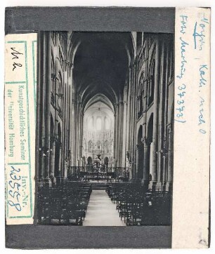 Noyon: Kathedrale, Innenraum nach Osten
