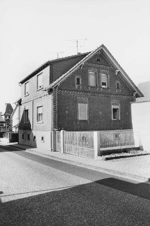 Wohnhaus; Hasselroth, Wilhelmstraße 1