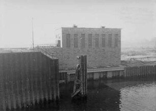 Ruhrschleuse Duisburg/Ruhr