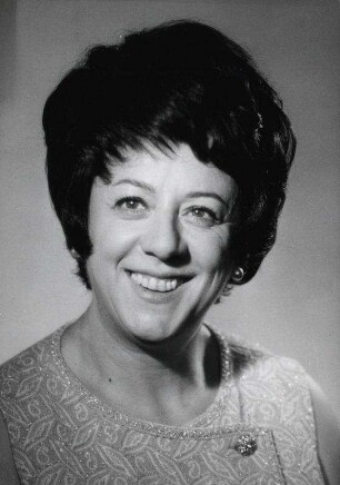 [Inge Wolffberg]